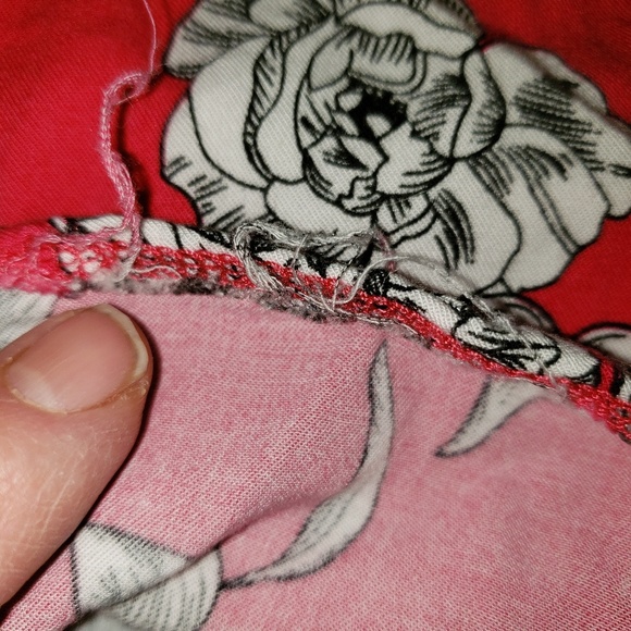 Torrid rose tank top size 3 - Picture 3 of 3